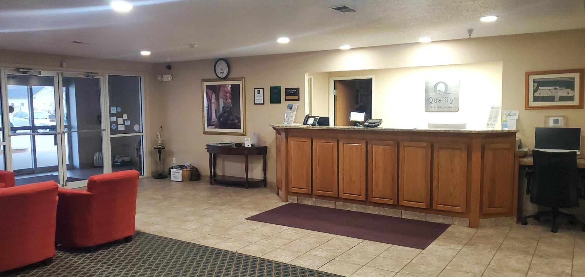 Quality Inn & Suites Eldridge Davenport North Exterior foto